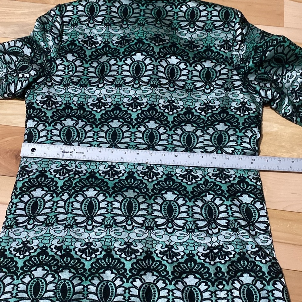 Spanned Green and Black Patterned Jacket - Picture 7 of 11